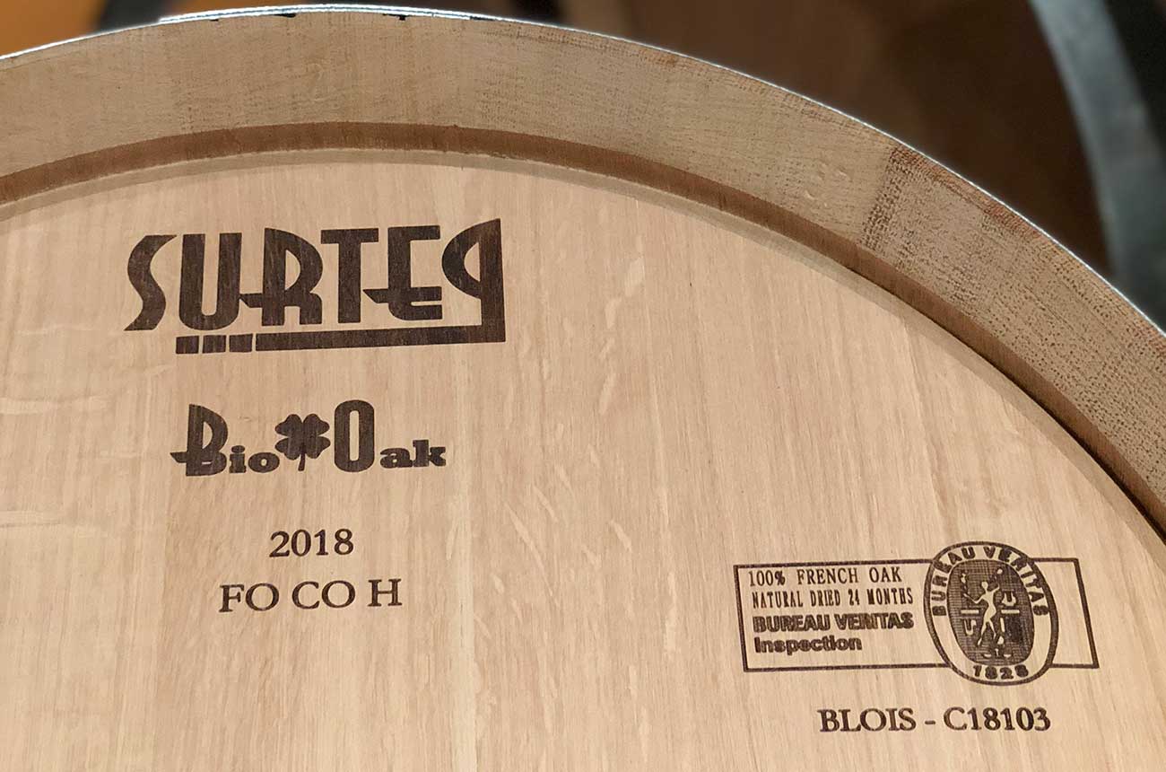 jade stone wine barrel