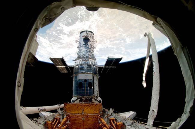 Astronauts to Say Goodbye to Hubble Telescope