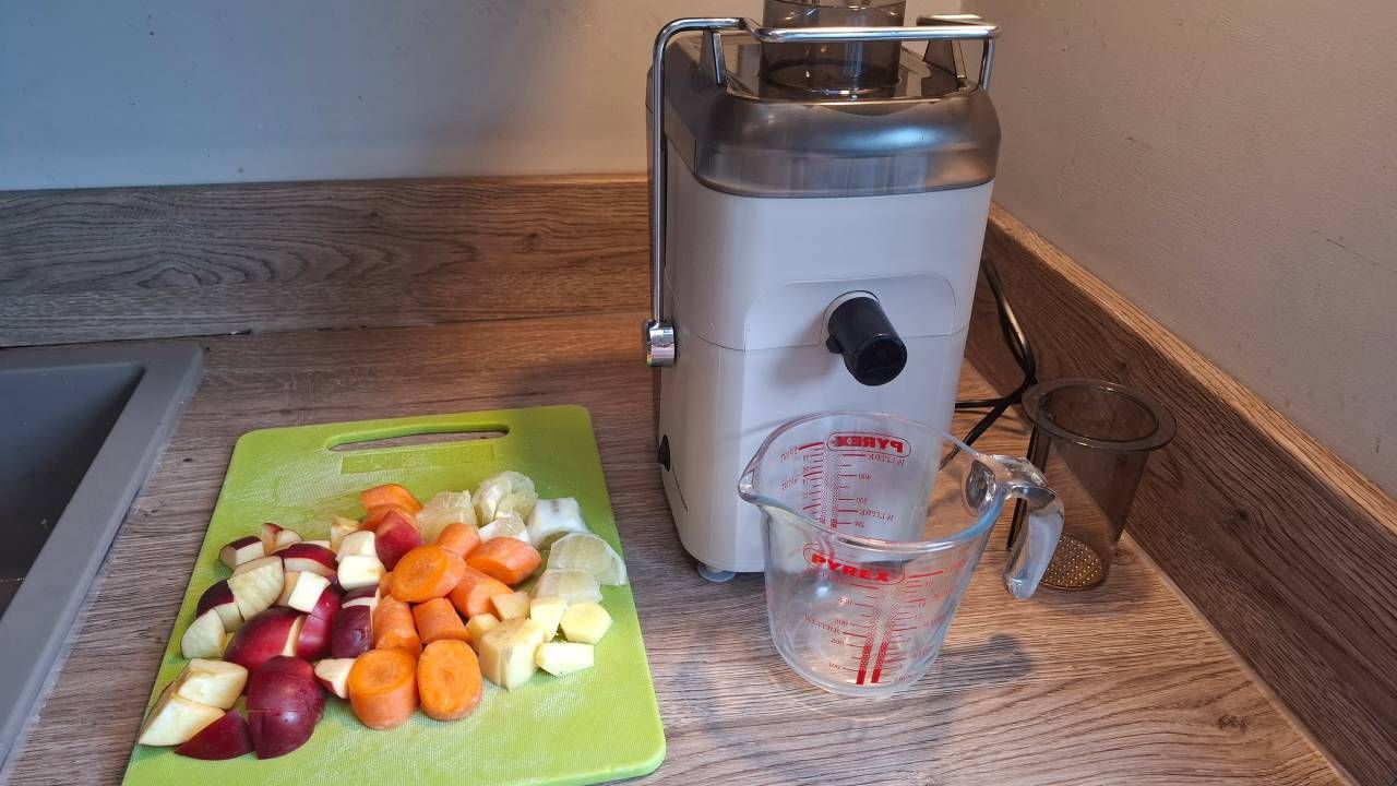 Russell Hobbs JuiceLuxe Juicer