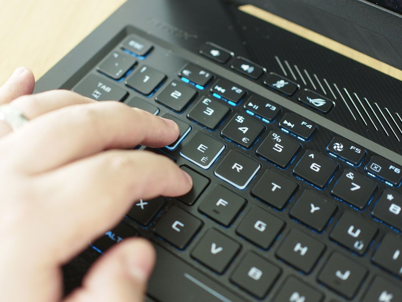 ASUS ROG GL503