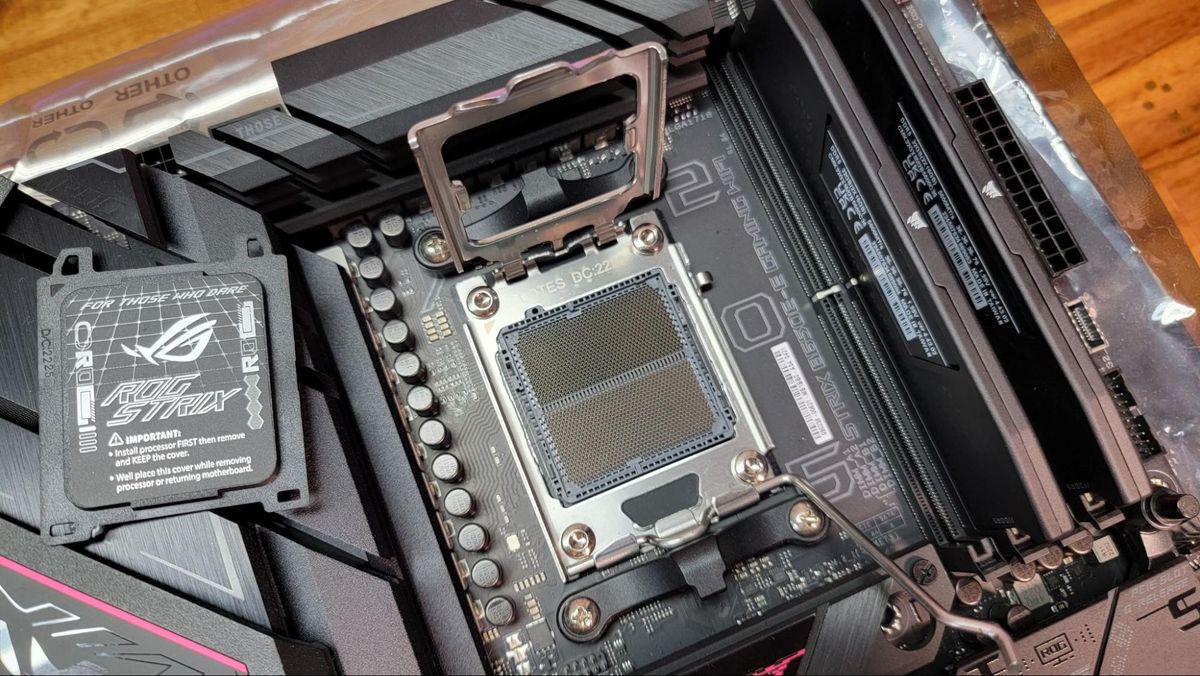 How to Install a CPU | Tom's Hardware