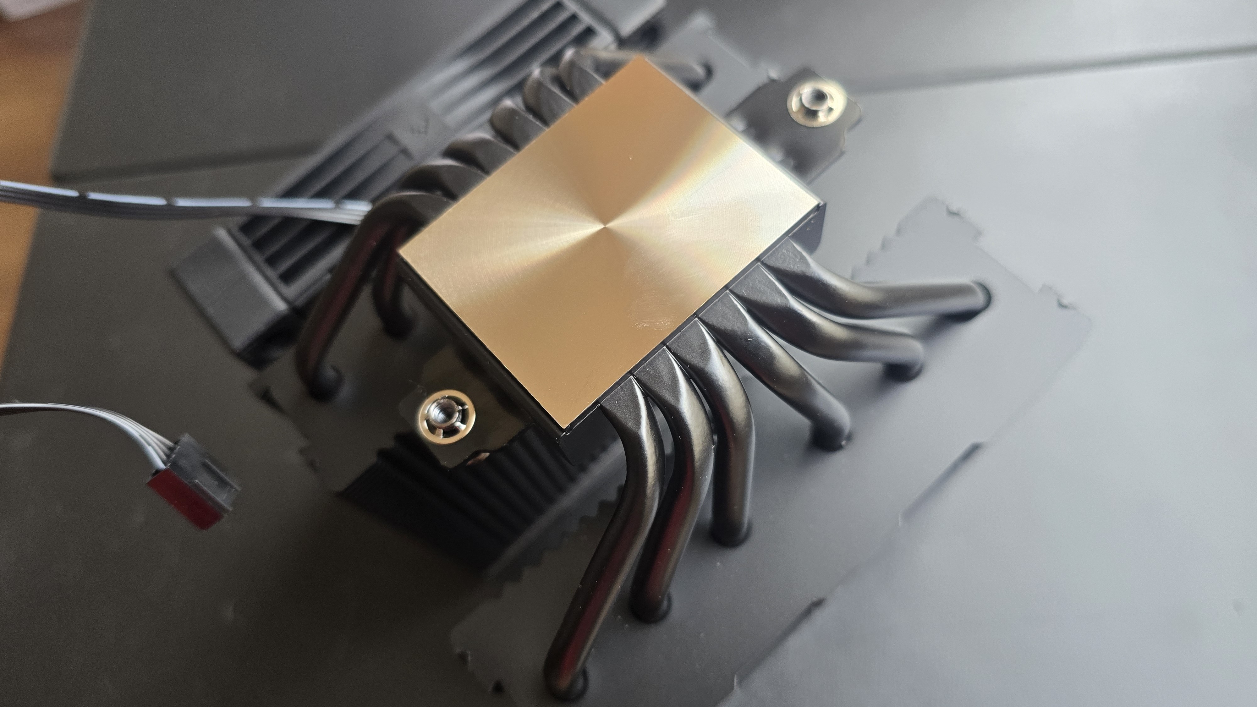 DeepCool AK620 and AK400 G2 Review: Quiet and powerful, with woodgrain or a digital display