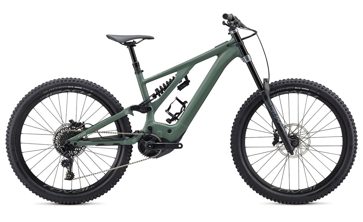 Specialized still leads the way in terms of eMTB packaging and styling 