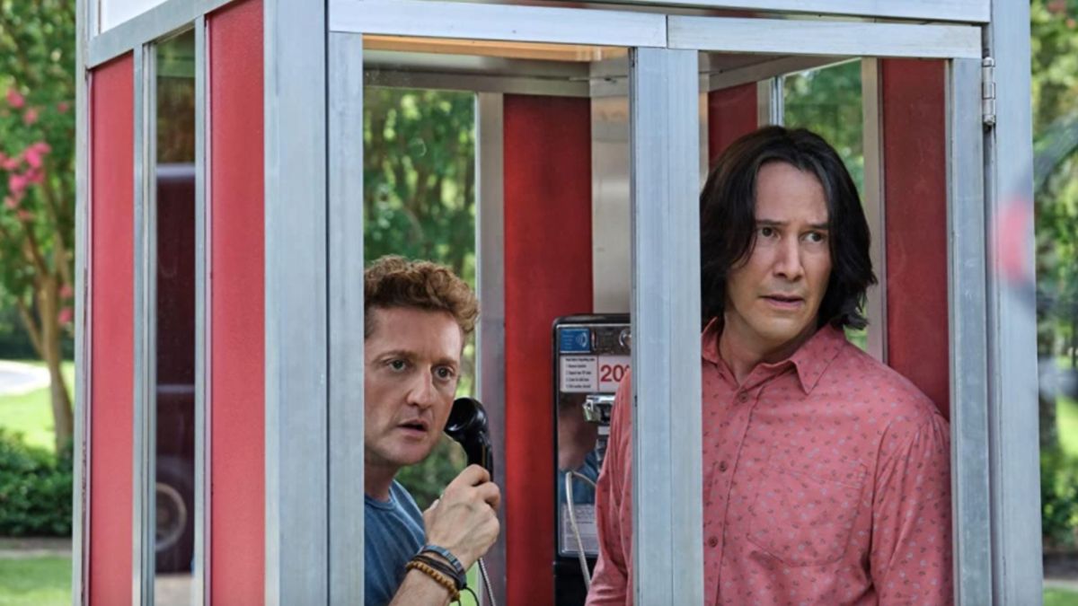 Alex Winter and Keanu Reeves in Bill &amp; Ted Face the Music