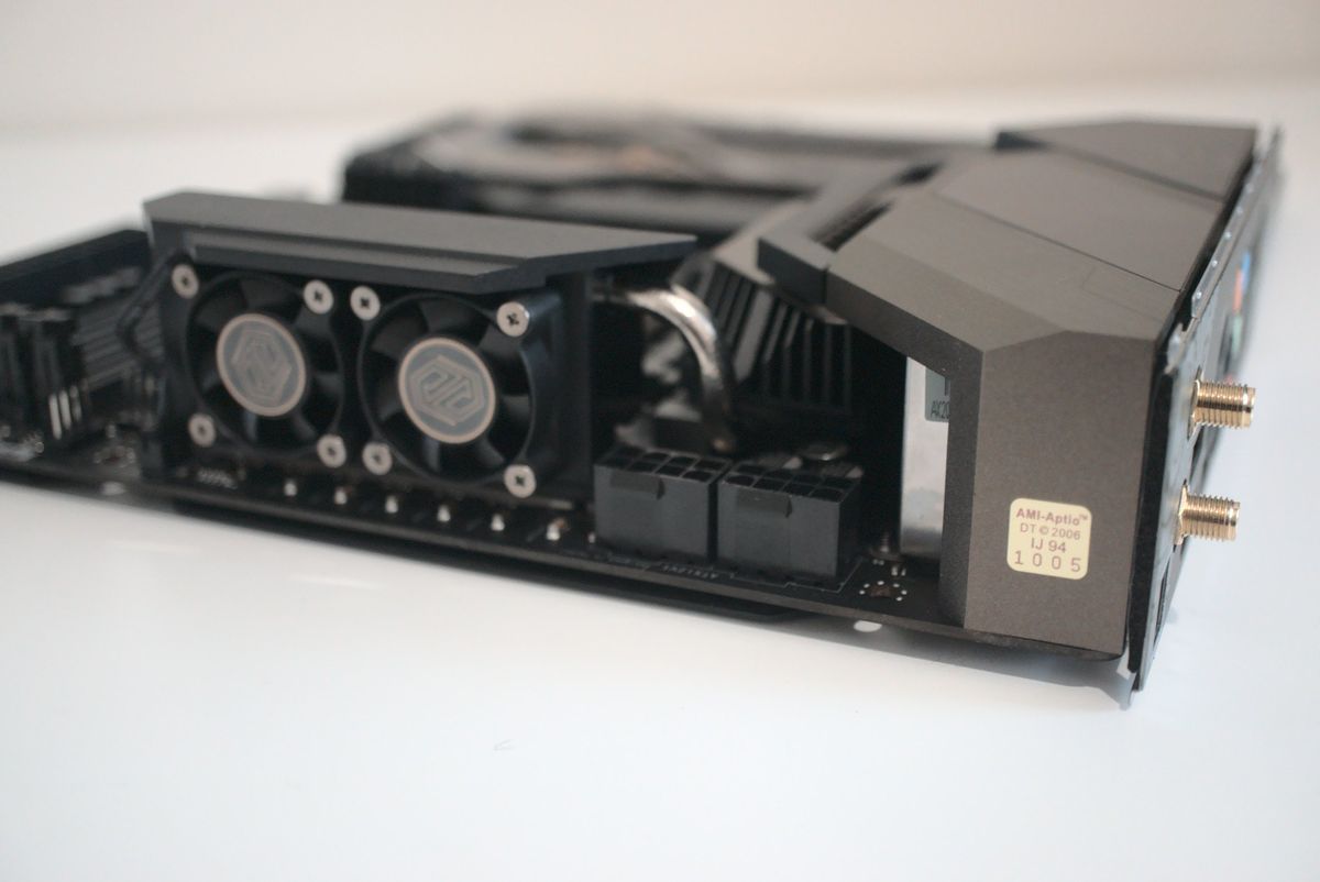 ASRock Taichi Z490