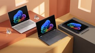 A selection of HP Omnibook laptops.