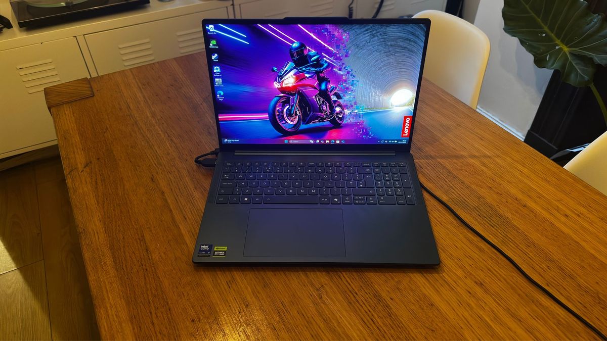 Lenovo Yoga Pro 9i Gen 10 Aura Edition
