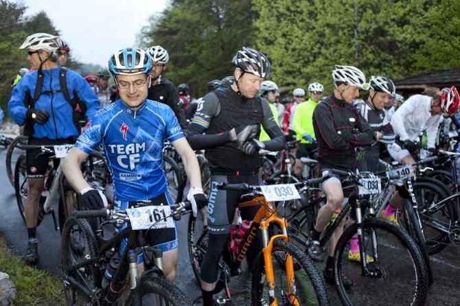 Christian Tanguy (Team CF) lines up with his fellow racers on a wet morning