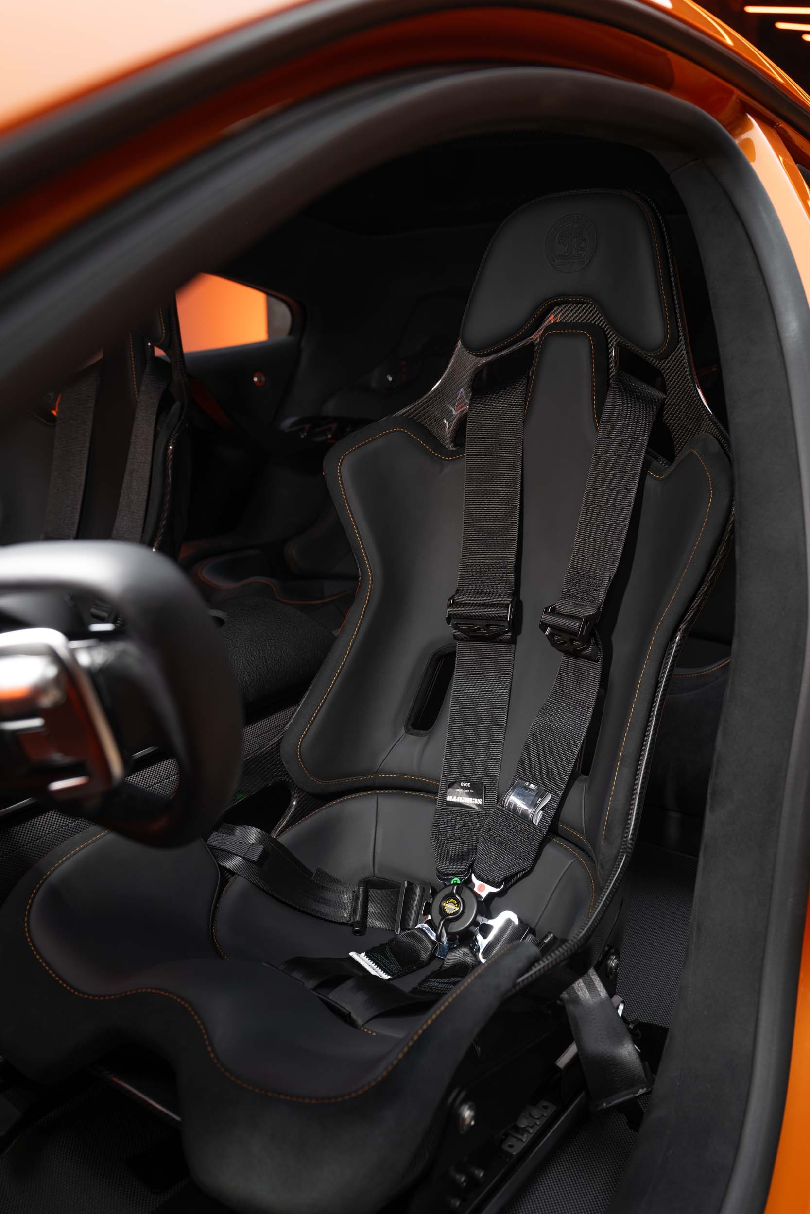 Mercedes-AMG CONCEPT AMG GT XX carbon fibre racing seats