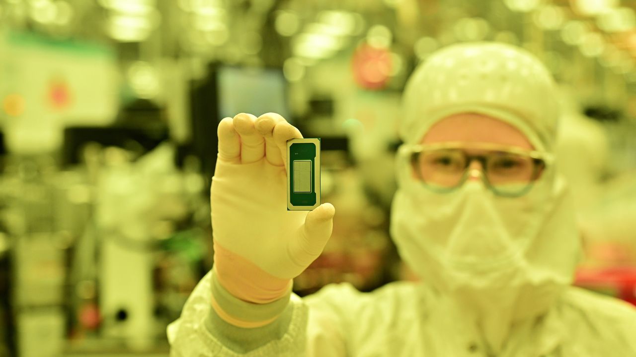Image of Intel 18A and Fab 52.