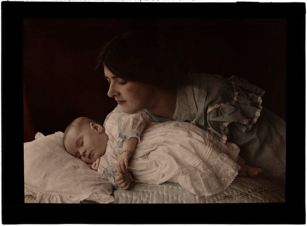 5 Ways Motherhood Has Changed Over Time Live Science