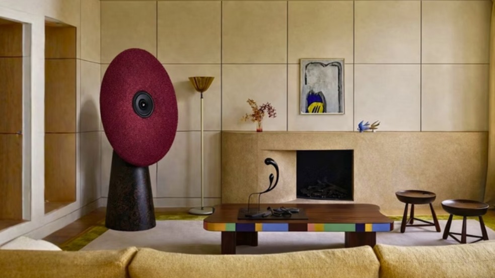 Oben Jovian speaker in the corner of a living room