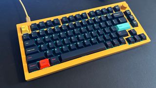 Custom mechanical keyboard Keychron Q1 in yellow