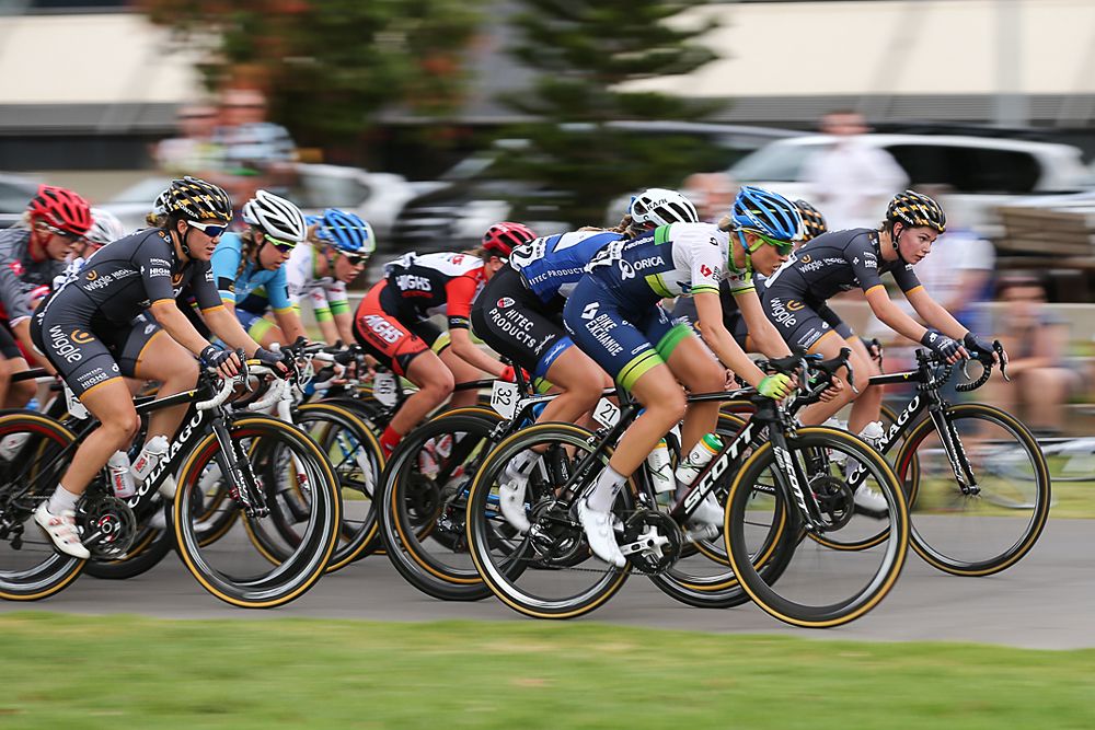 Santos Women's Tour stage 4 criterium in Victoria Park