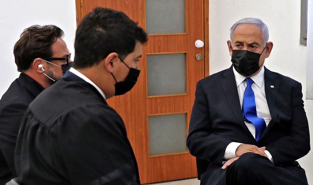 Netanyahu in court