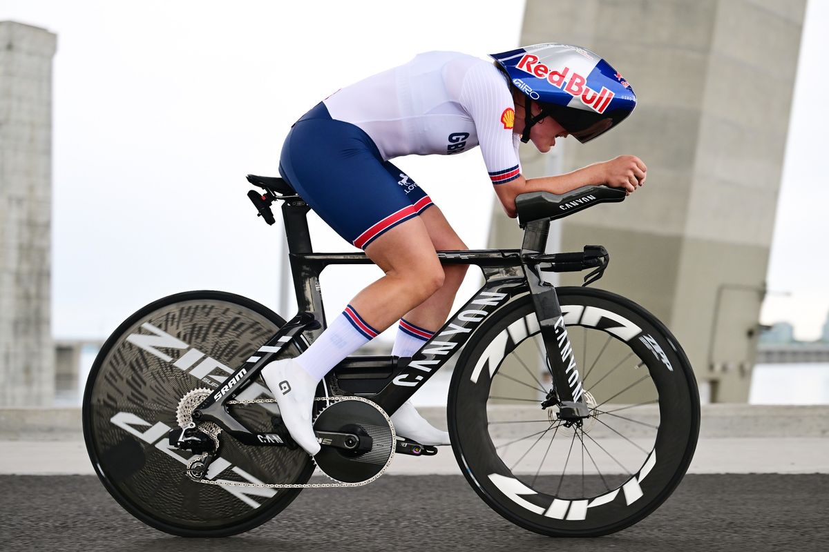 Zoe Backstedt and Team Great Britain competes during the 99th UCI Road World Championships Montreal 2026