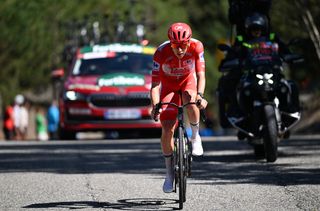 Vuelta a Espa&ntilde;a: Tadej Pogačar twists the knife with solo raid in Andorra to win stage 4
