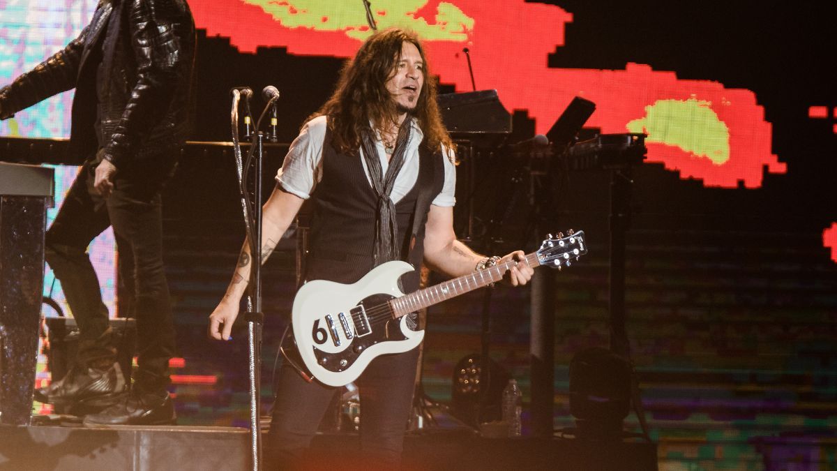 Phil X won over fans after Bon Jovi documentary | Guitar World