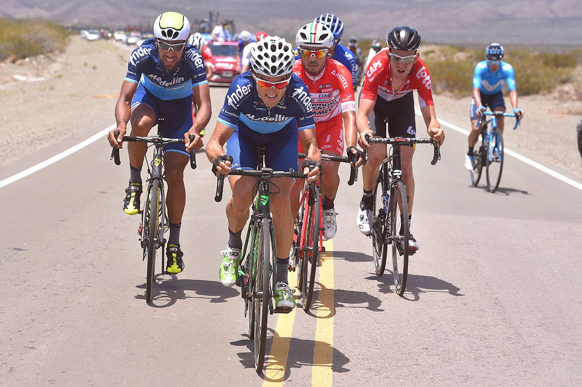 Oscar Sevilla (Medellin-Inter) drives the pace