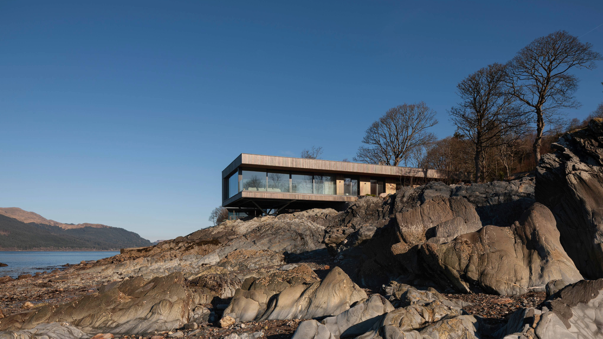Rock Cove, a contemporary cabin in Scotland, by Cameron Webster Architects