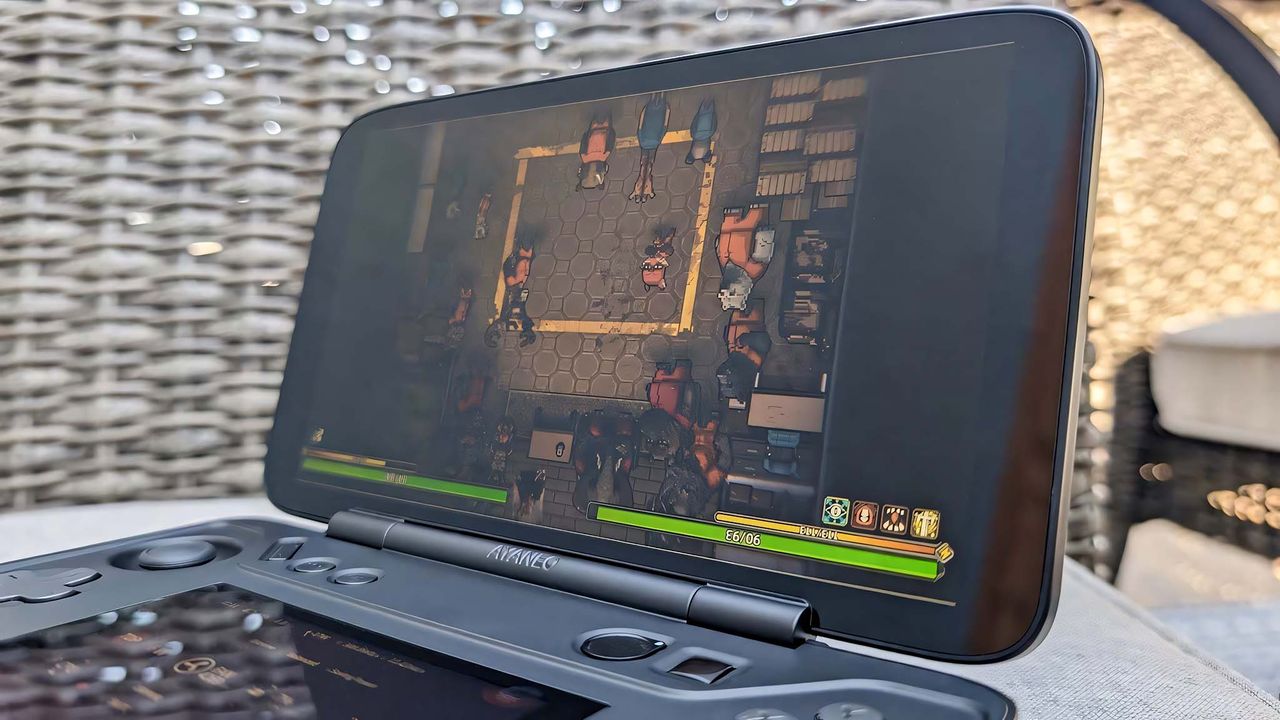 AYANEO Flip DS with upside down screen.