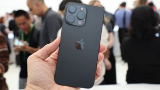 iPhone 15 Ultra and 16 Ultra will launch with periscope telephoto cameras,  whereas the 16 Pro will not -  News