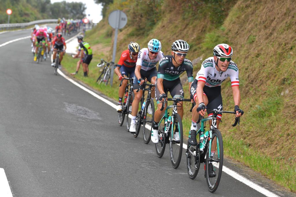 Lukas Postlberger (Bora-Hansgrohe) on the attack