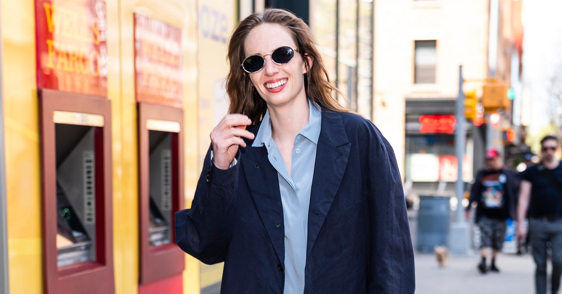 Introducing the Prettiest Legging Color Trend of 2026, As Worn By Maya Hawke