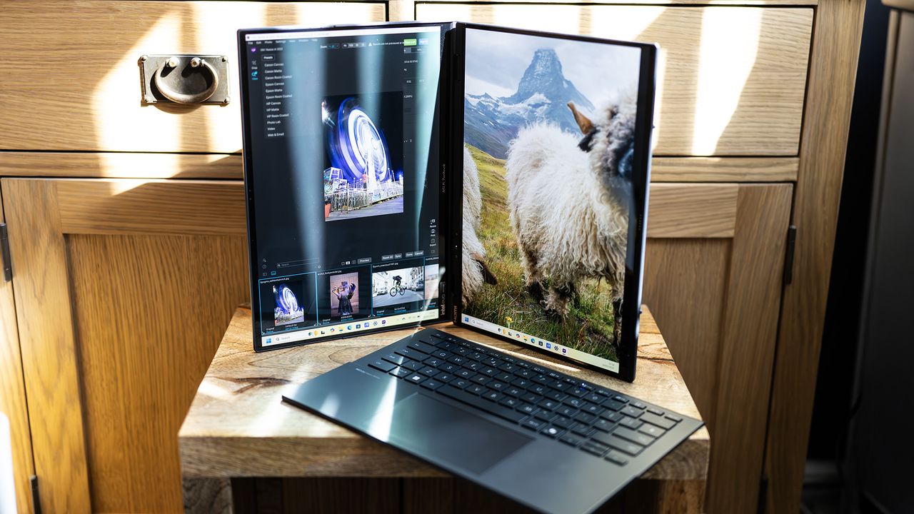 Asus ZenBook Duo 2025