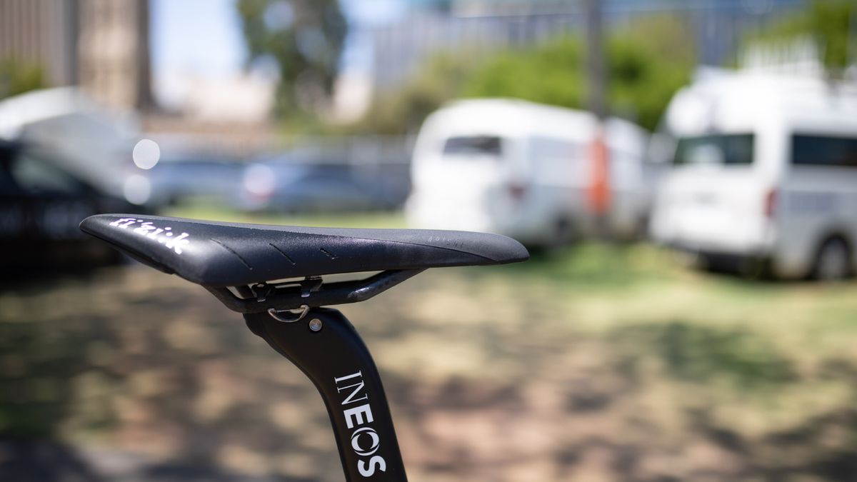 Luke Rowe's Pinarello Dogma F12 XLight