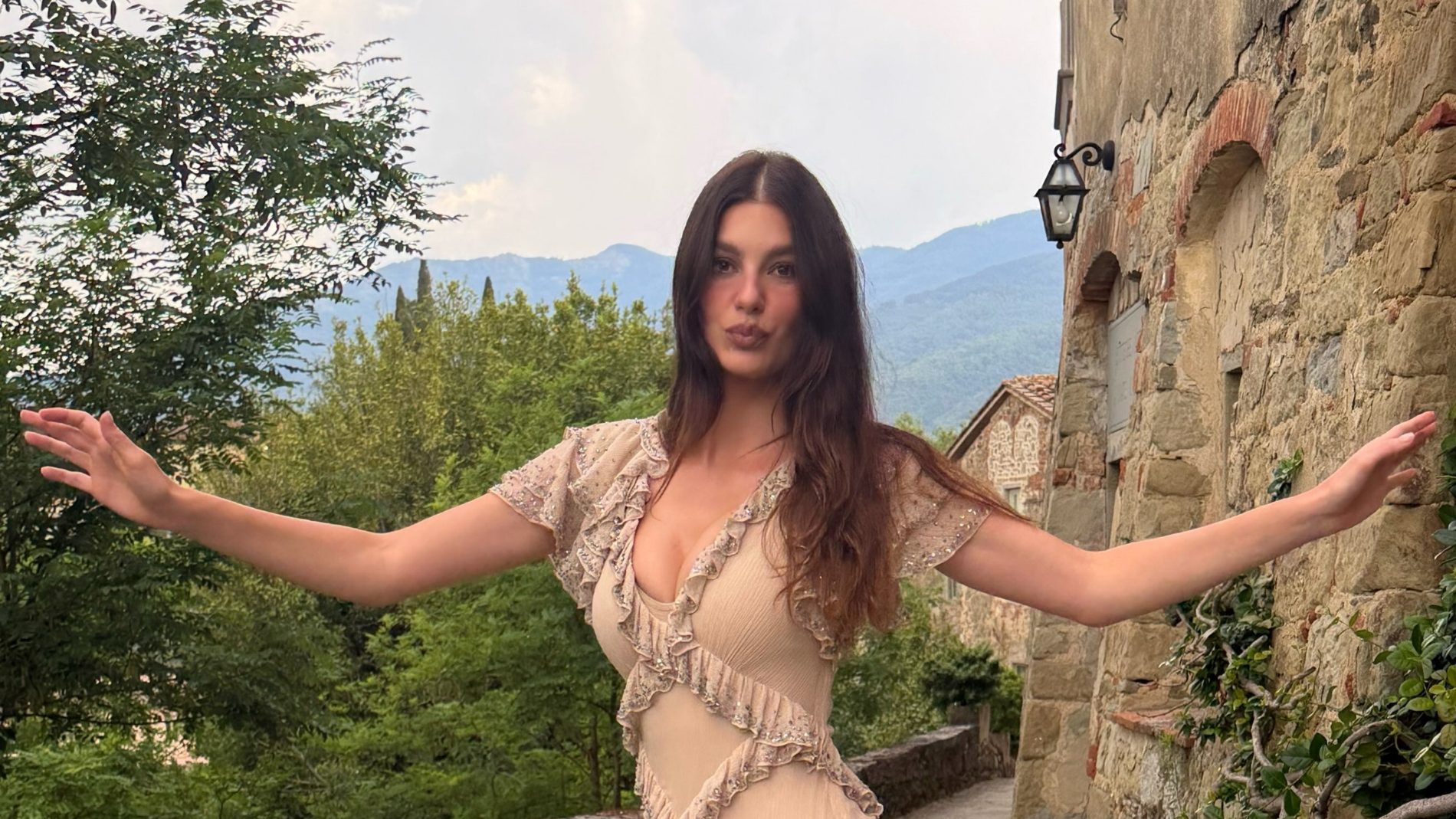 This Specific Wedding-Guest Dress Style Is Trending in Tuscany and Provence