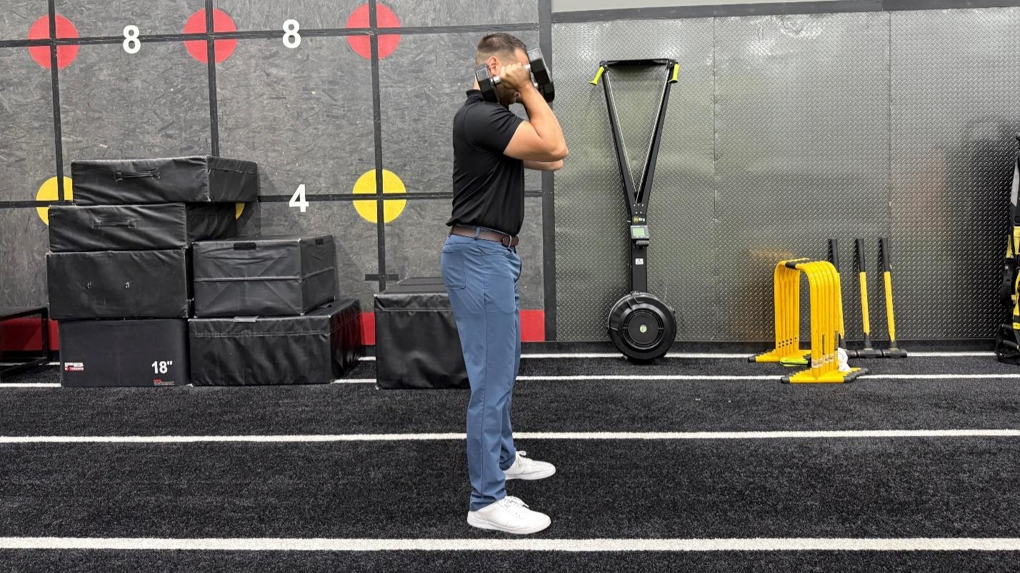 man doing exercise in the gym
