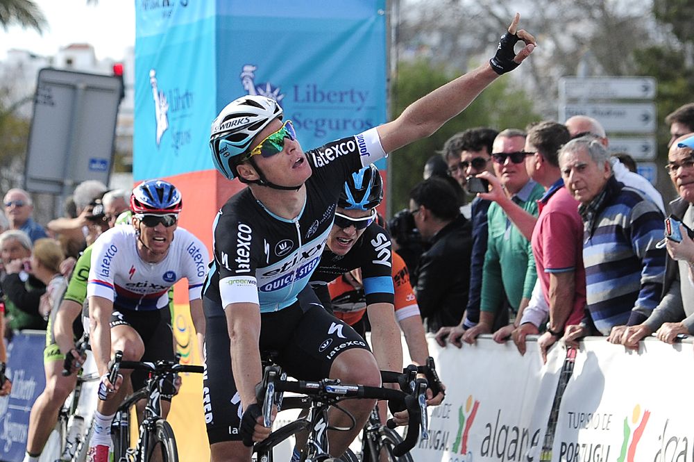 Gianni Meersman (Etixx-Quickstep) wins the first stage of Volta ao Algarve
