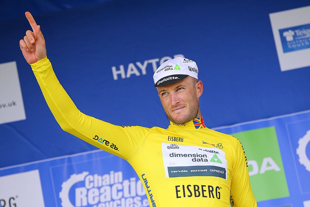 Steve Cummings in yellow at the Tour of Britain after stage 6