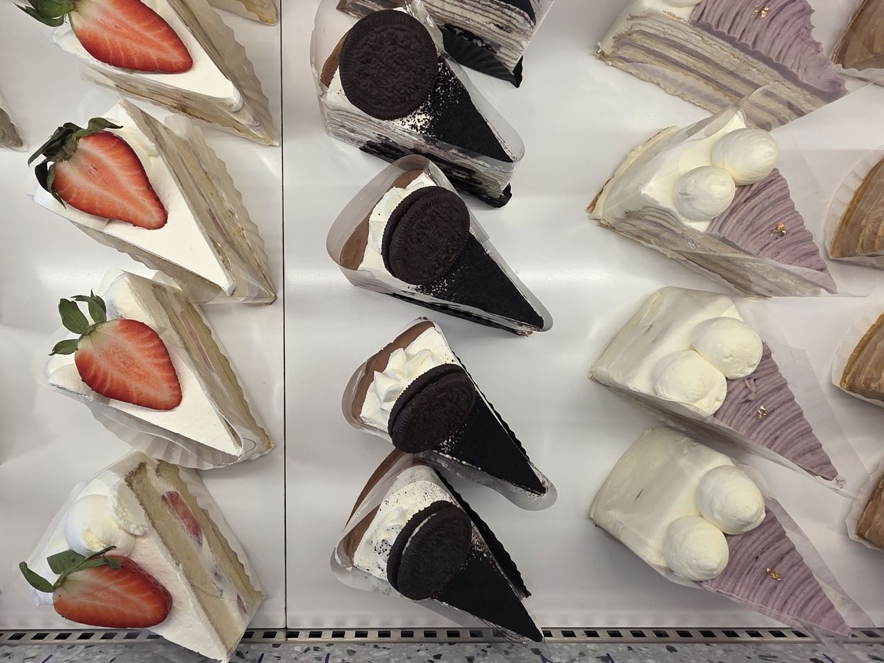 Galaxy S25 Ultra camera sample cake