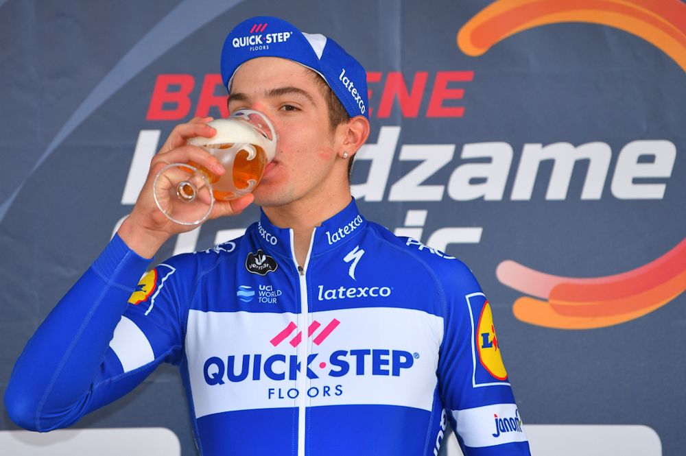 Alvaro Jose Hodeg celebrates winning the Handzame Classic