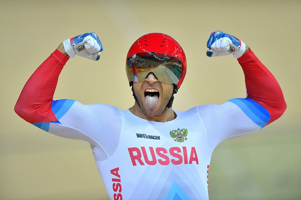 Denis Dmitriev (Russia) celebrates winning bronze in the sprint