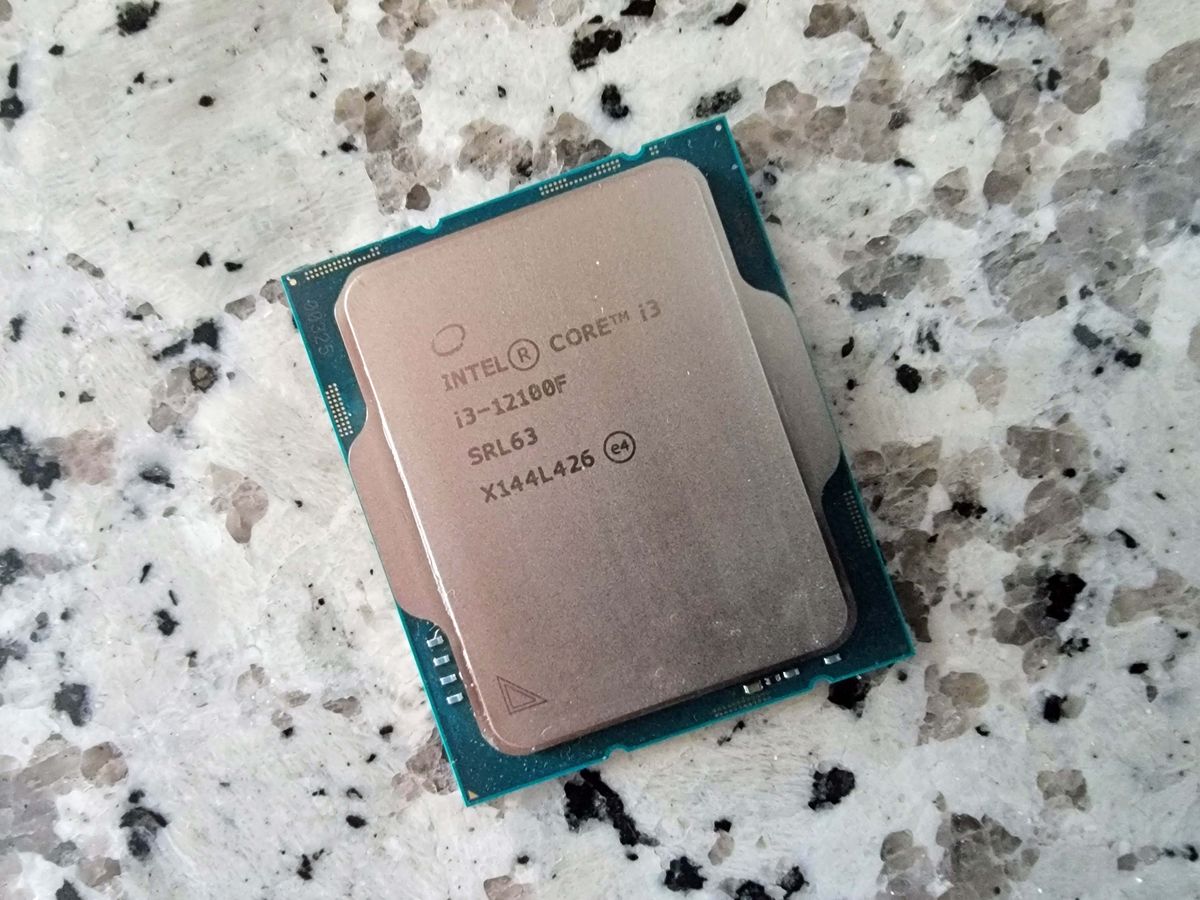 CORE I3-12100F, 16Gb