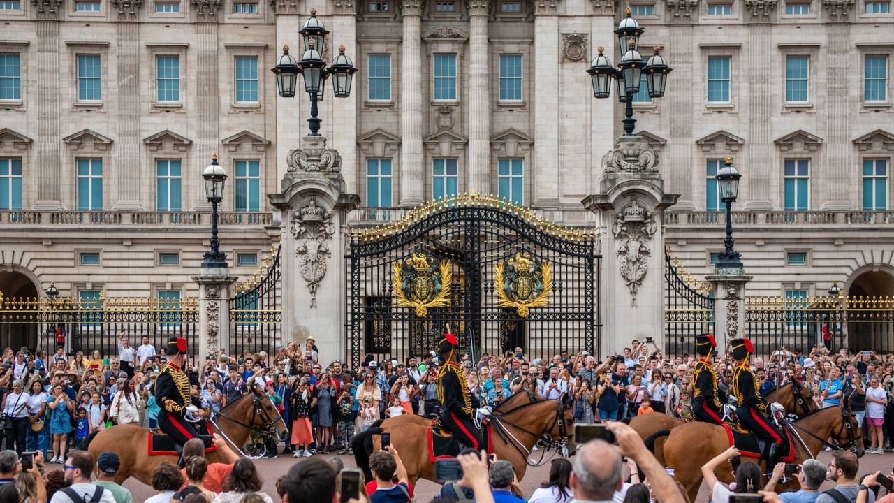 Buckingham Palace is one of Britain&#039;s most popular tourist attractions 