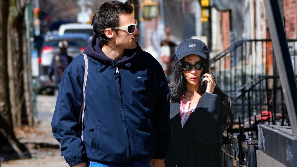 The $21 Old Navy Shoes I'm Buying to Mimic Zoë Kravitz's The Row Flats