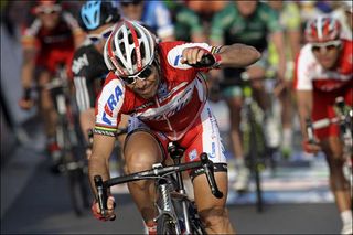 Runner-up Oscar Freire (Katusha) probably wishes he previewed the finish as a mistimed sprint cost him the race.