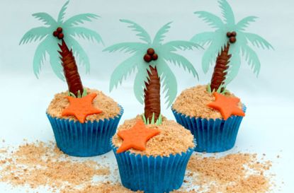 Tropical island cupcakes