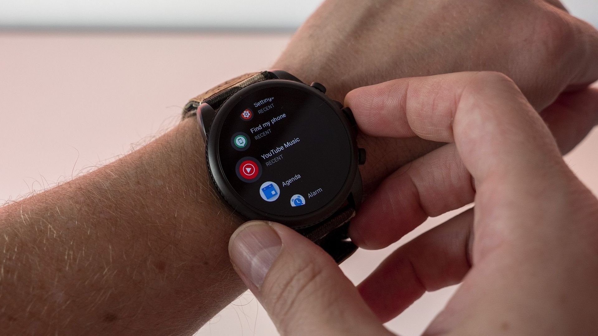 The 7 best ways a smartwatch can keep you on task for school Android