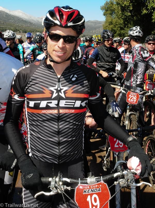 Dana Weber (Trek Mountain Co-op) on the front row