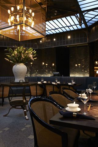 Mott 32 restaurant in Hong Kong