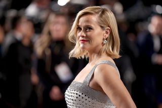 Reese Witherspoon attends the 2020 Vanity Fair Oscar Party hosted by Radhika Jones at Wallis Annenberg Center for the Performing Arts on February 09, 2020 in Beverly Hills, California.