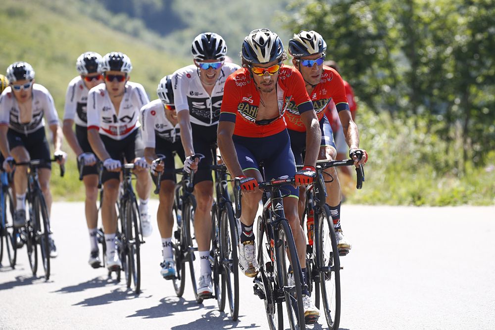 Vincenzo Nibali (Bahrain-Merida) has his teammate Franco Pellizotti help set the pace on stage 11