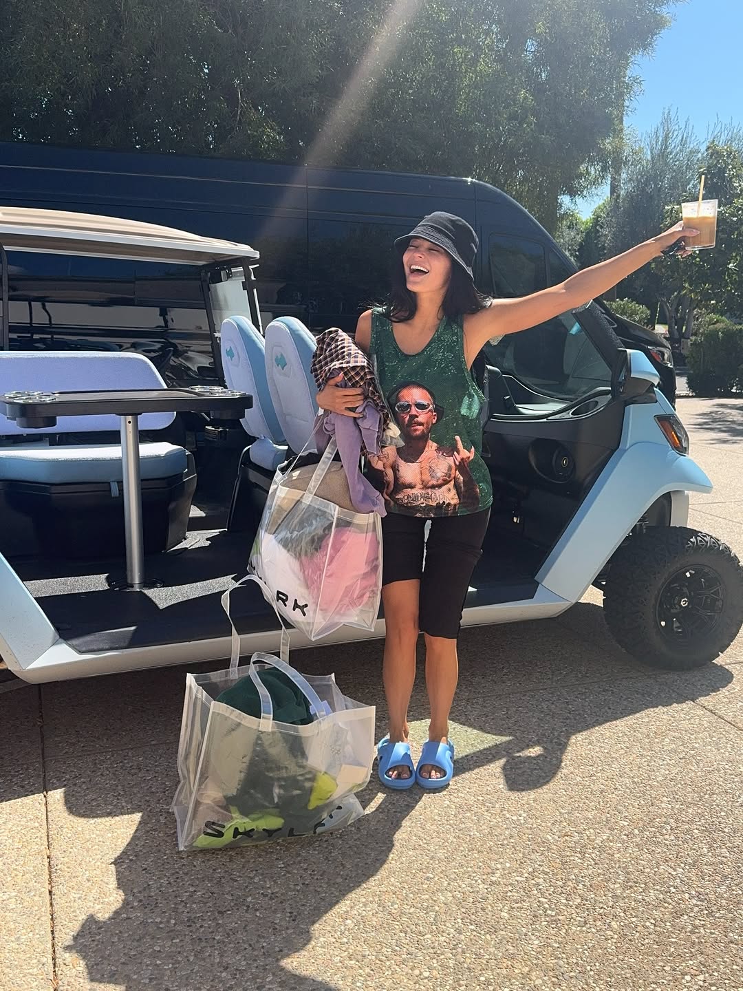 Kylie Jenner arrived at Coachella in full Skylrk gear ready to see Justin Bieber perform