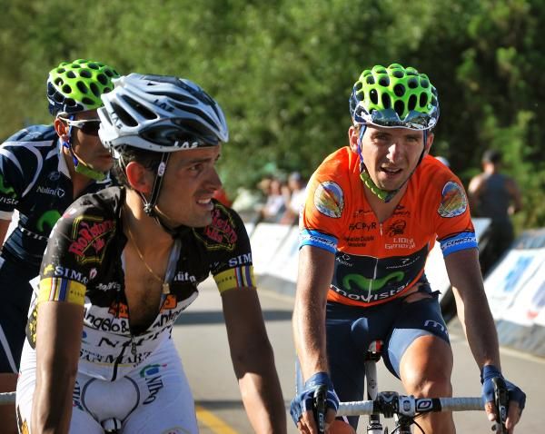 Xavier Tondo comes in over 15 minutes down, losing the leader's jersey