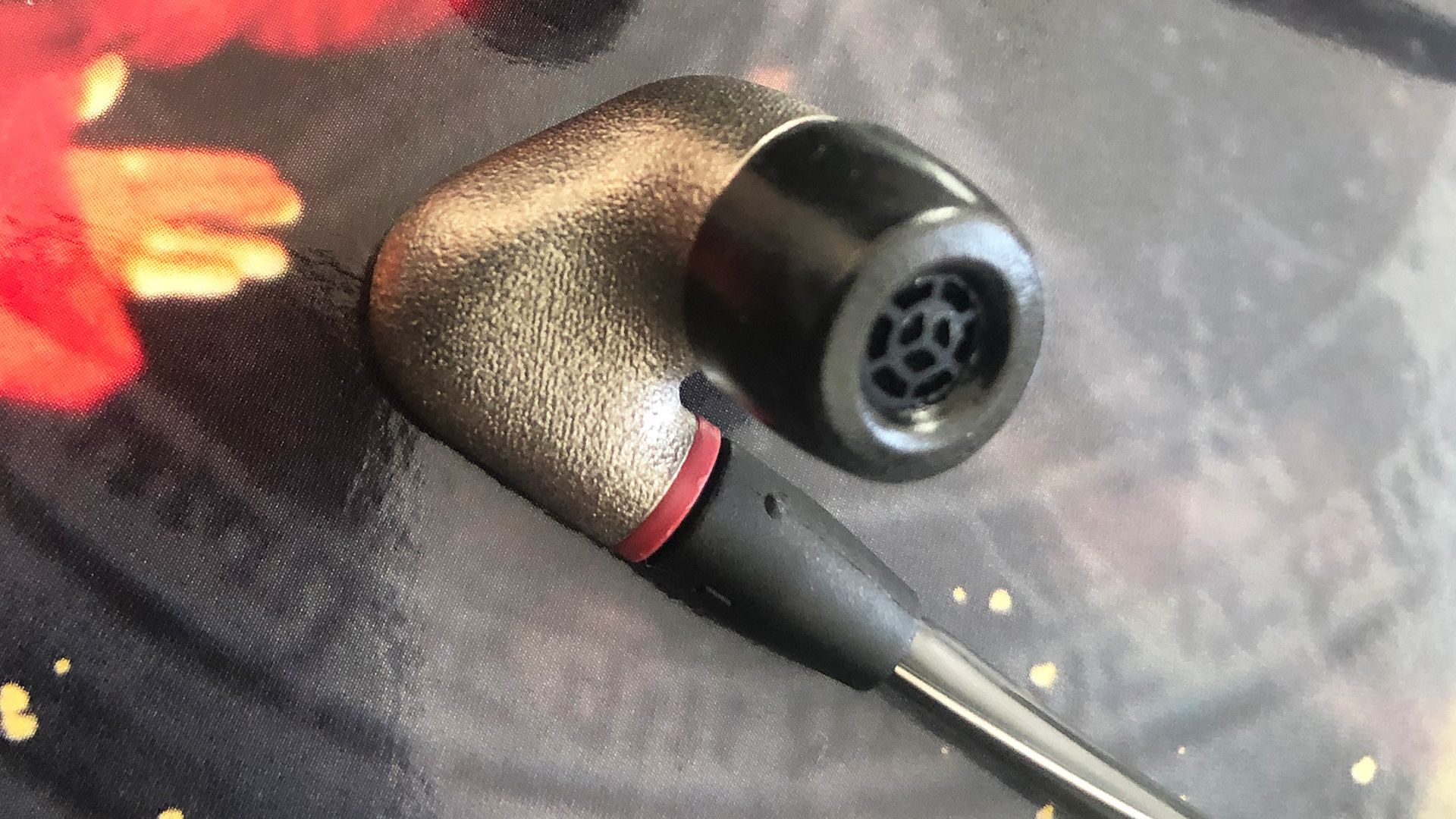 Sennheiser IE600 review elite inear wired headphones for the